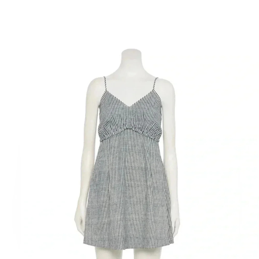 NWT SPEECHLESS Stripe Waist Dress / Size Medium /